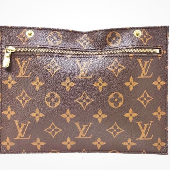 1 hr sale only Authentic insert pouch on Mercari jewelsofava - Picture 1 of 9